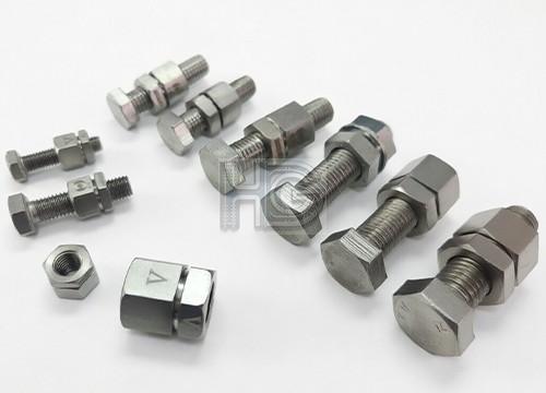 Anti-Loosening Fastening Device